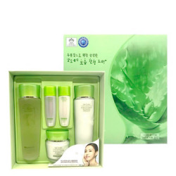  3W ALOE Набор уходовой косметики с экстрактом алоэ вера ALOE FULL WATER ACTIVATING SKIN CARE 3 SET